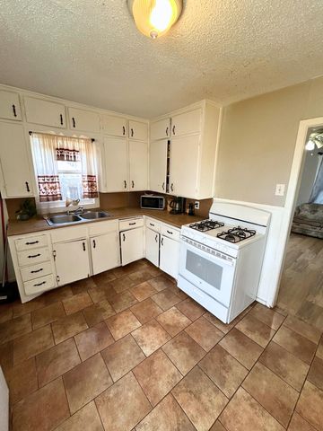 2205 39th Street, Lubbock, TX 79412