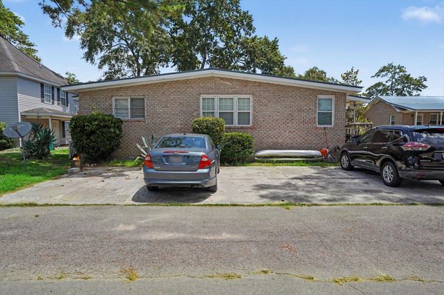 526 Boundary Ave., Murrells Inlet, SC 29576