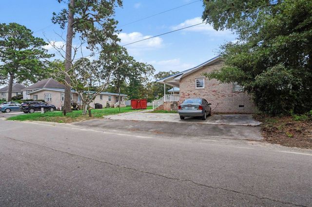 526 Boundary Ave., Murrells Inlet, SC 29576