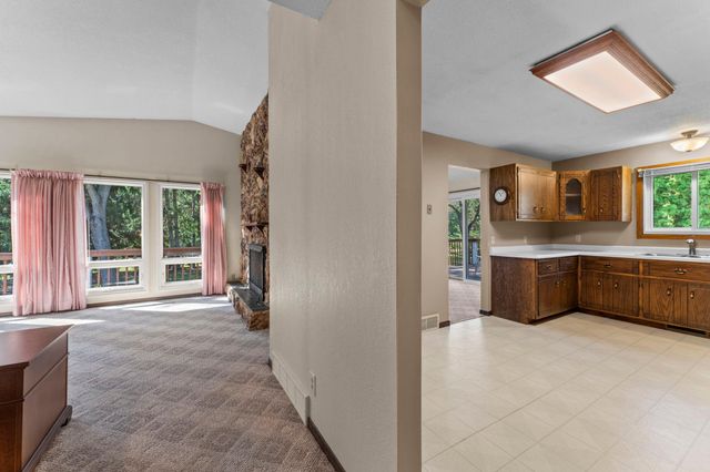 465 NE 265th Avenue, Isanti, MN 55040