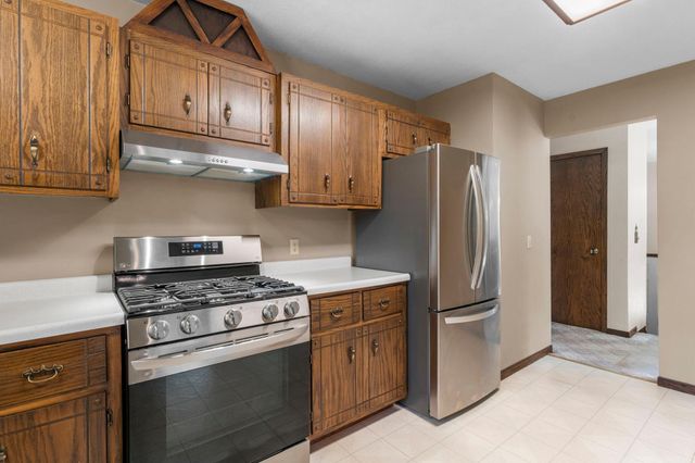 465 NE 265th Avenue, Isanti, MN 55040