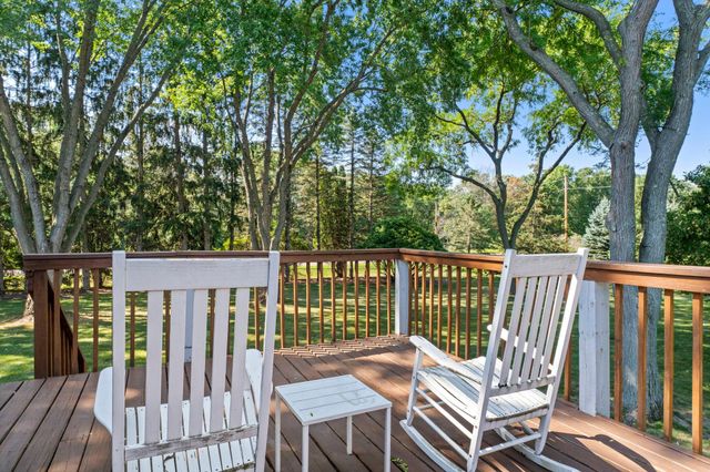 465 NE 265th Avenue, Isanti, MN 55040