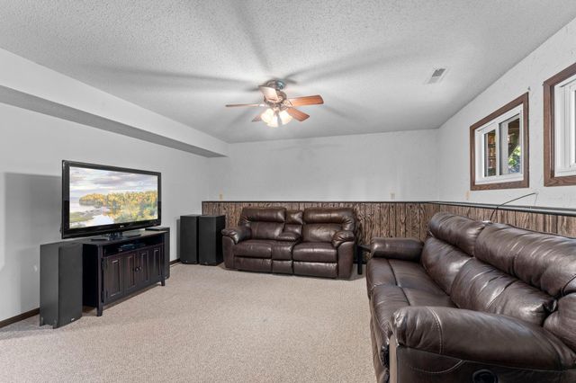 465 NE 265th Avenue, Isanti, MN 55040