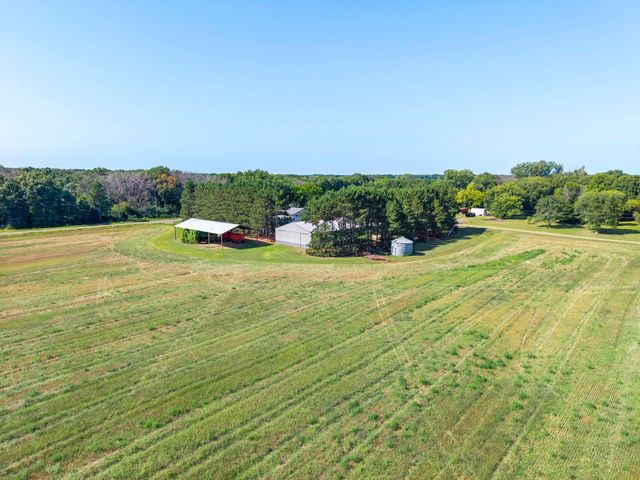 465 NE 265th Avenue, Isanti, MN 55040