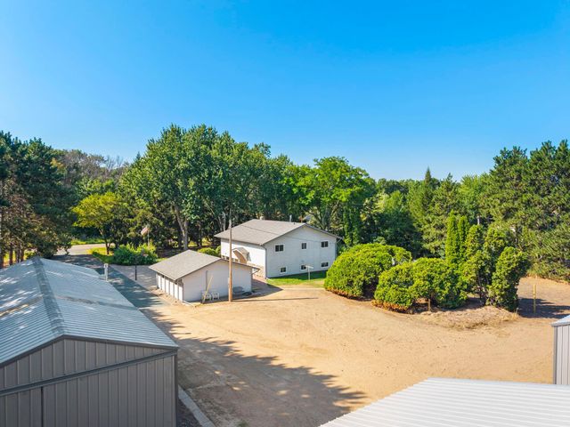 465 NE 265th Avenue, Isanti, MN 55040