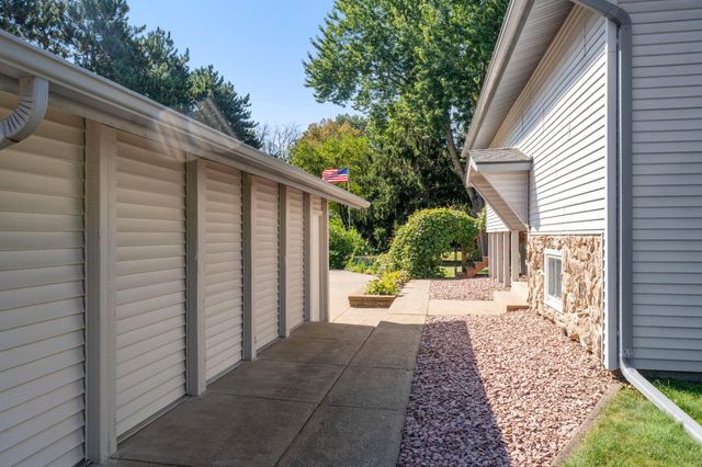 465 NE 265th Avenue, Isanti, MN 55040