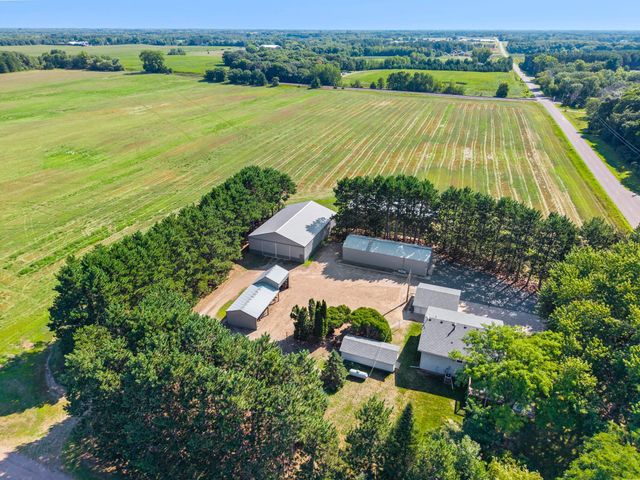 465 NE 265th Avenue, Isanti, MN 55040