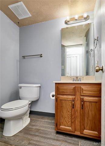 21 Brittany Court, Troy, MO 63379