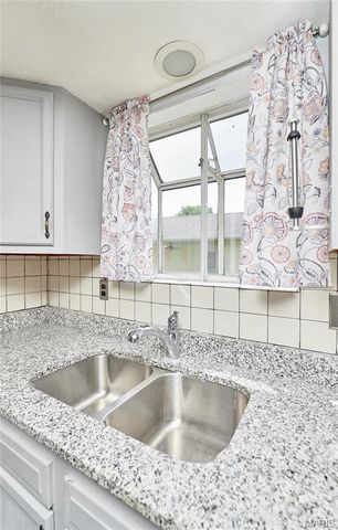 21 Brittany Court, Troy, MO 63379