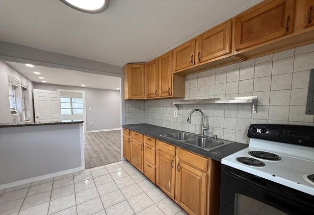 5607 Polk Street, Hollywood, FL 33021