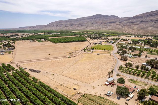 419 Fossil View Road, Las Cruces, NM 88007