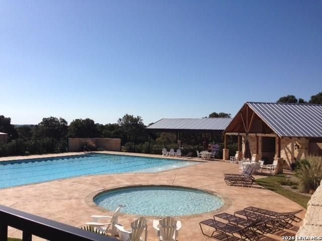 102 Denson Belk, Blanco, TX 78606