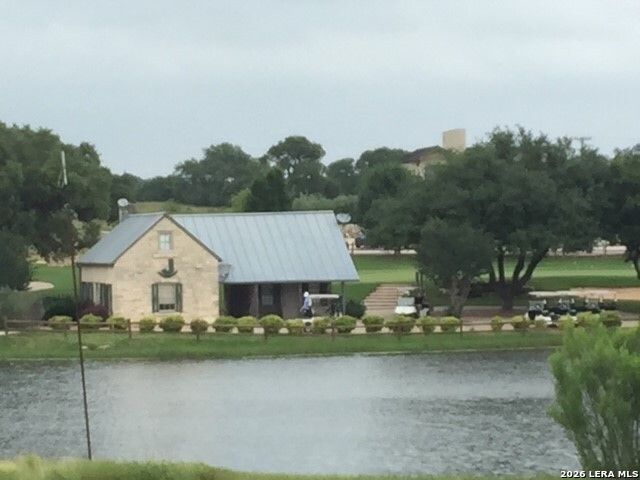 102 Denson Belk, Blanco, TX 78606