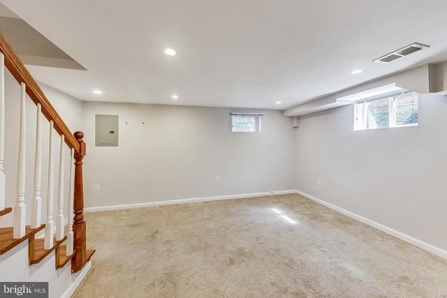 1145 46TH PL SE, Washington, DC 20019