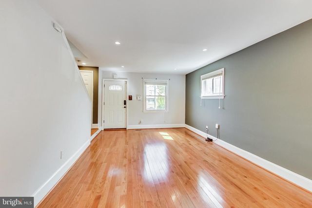 1145 46TH PL SE, Washington, DC 20019