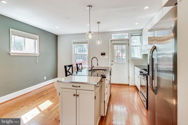 1145 46TH PL SE, Washington, DC 20019