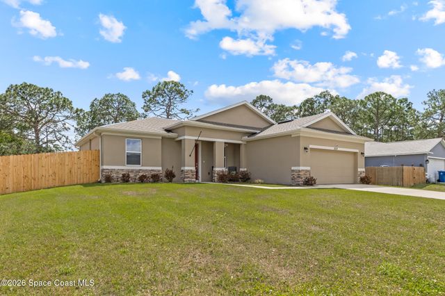 209 Wendover Road SW, Palm Bay, FL 32908
