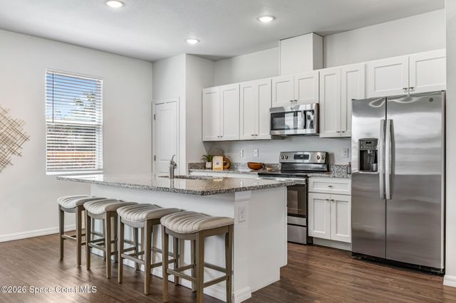 209 Wendover Road SW, Palm Bay, FL 32908