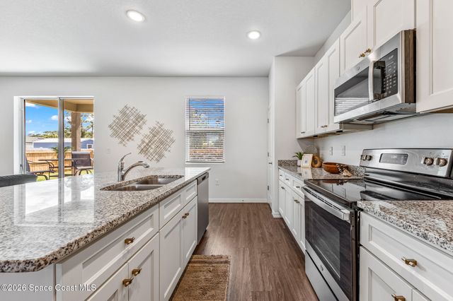 209 Wendover Road SW, Palm Bay, FL 32908