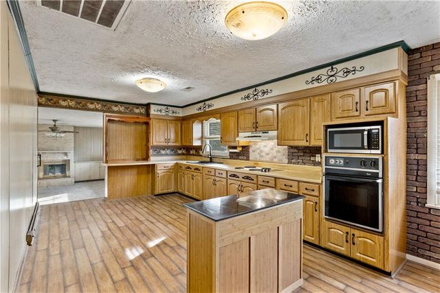 2 Cameo Drive, Rome, GA 30165