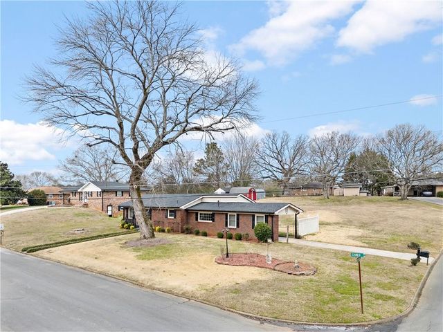 2 Cameo Drive, Rome, GA 30165