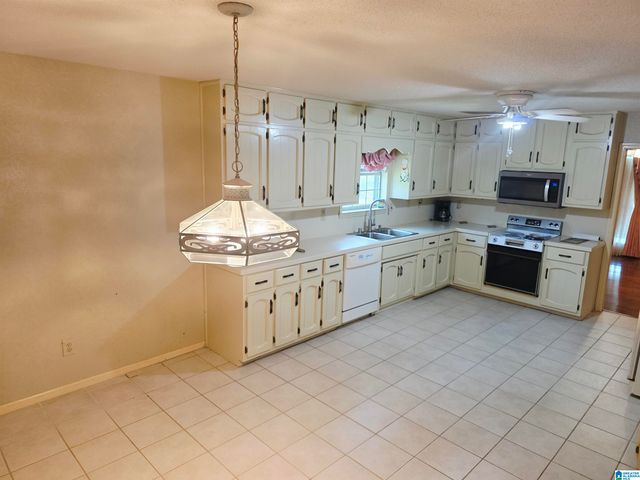 6098 RED HOLLOW ROAD, Pinson, AL 35215