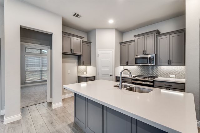 9405 Longhorn Lane, Little Elm, TX 75068