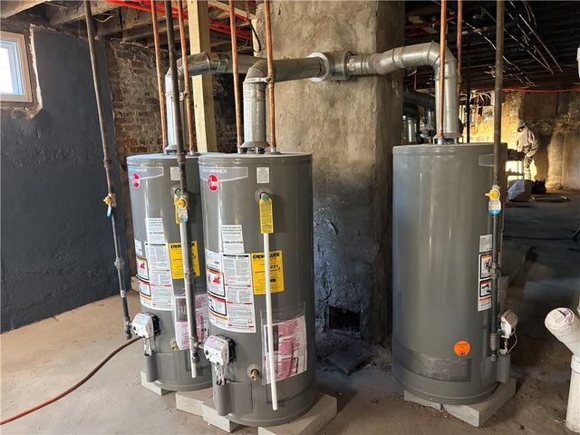 98 Whitmarsh Street, Providence, RI 02907