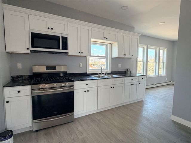 98 Whitmarsh Street, Providence, RI 02907