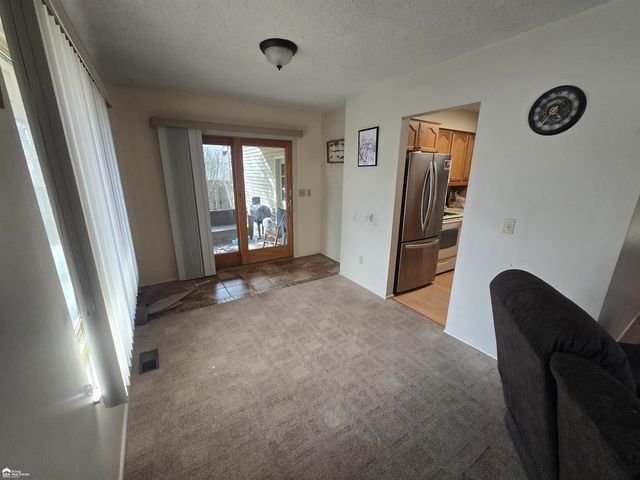 620 Carpenter Road, Flushing, MI 48433