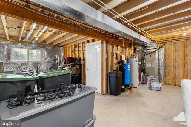 120 HAWK TRL, Winchester, VA 22602