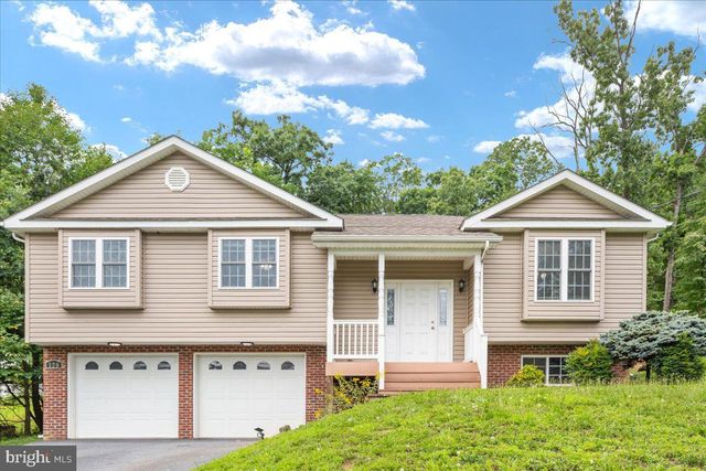 120 HAWK TRL, Winchester, VA 22602