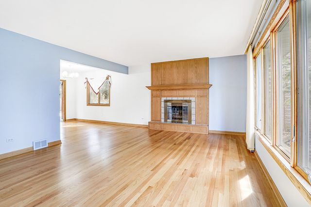 12901 S 70th Court, Palos Heights, IL 60463