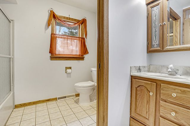 12901 S 70th Court, Palos Heights, IL 60463