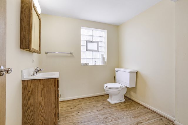 12901 S 70th Court, Palos Heights, IL 60463