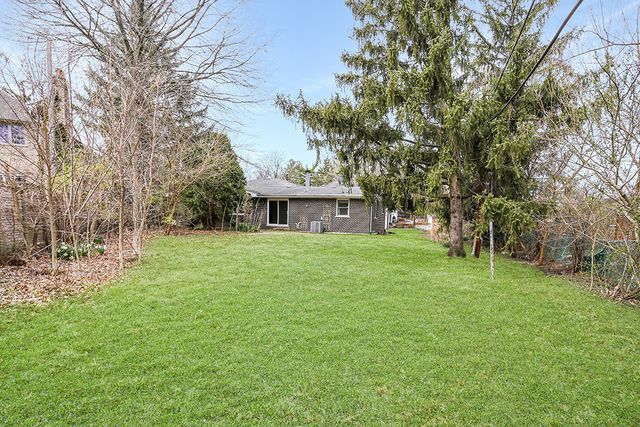 12901 S 70th Court, Palos Heights, IL 60463