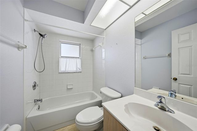 5800 SABAL TRACE DRIVE 1202, North Port, FL 34287