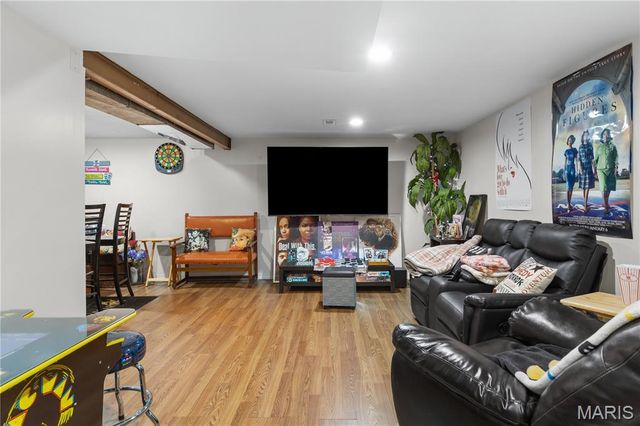 123 Grampian Road, St Louis, MO 63137