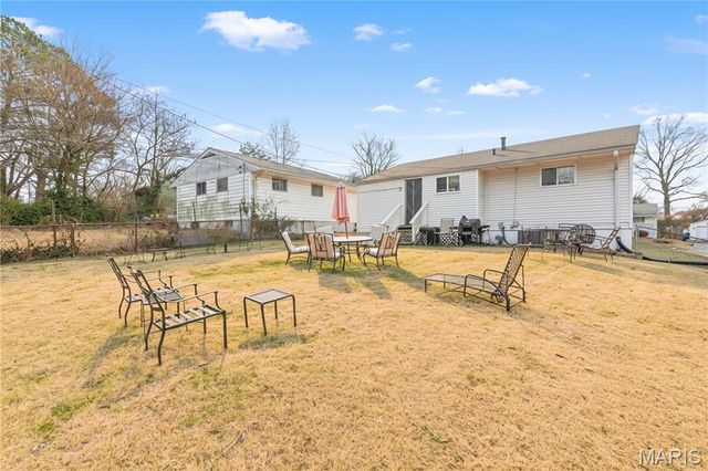 123 Grampian Road, St Louis, MO 63137