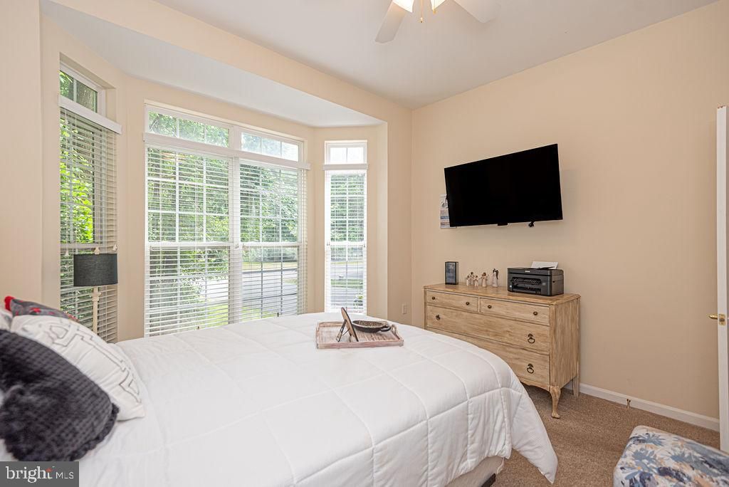 Image 11 of property listing at 1179 OCEAN PKWY, Ocean Pines, MD 21811