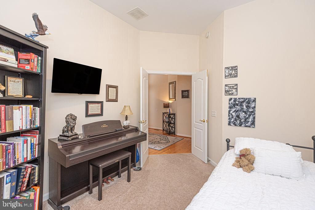 Image 17 of property listing at 1179 OCEAN PKWY, Ocean Pines, MD 21811