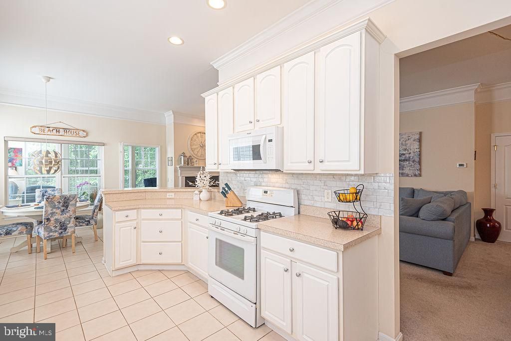 Image 27 of property listing at 1179 OCEAN PKWY, Ocean Pines, MD 21811