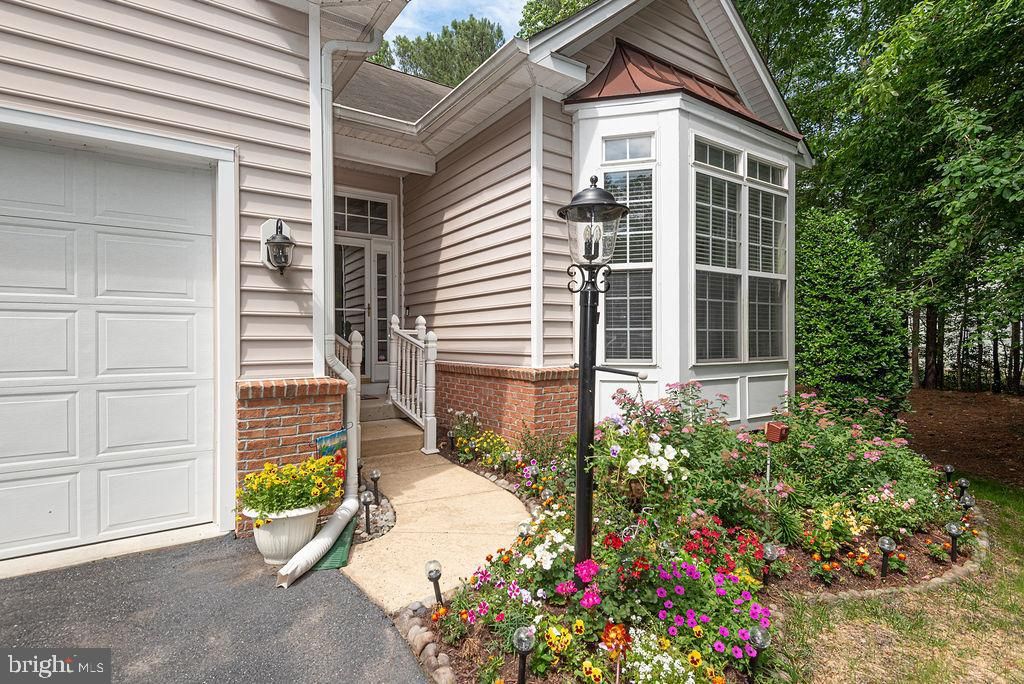 Image 3 of property listing at 1179 OCEAN PKWY, Ocean Pines, MD 21811