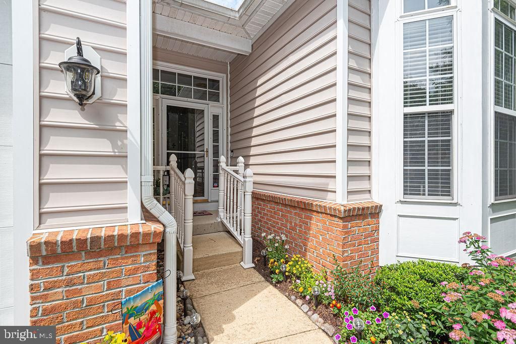 Image 4 of property listing at 1179 OCEAN PKWY, Ocean Pines, MD 21811