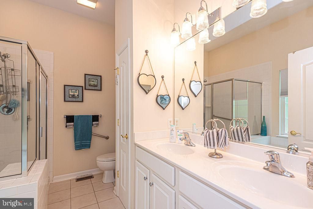 Image 40 of property listing at 1179 OCEAN PKWY, Ocean Pines, MD 21811