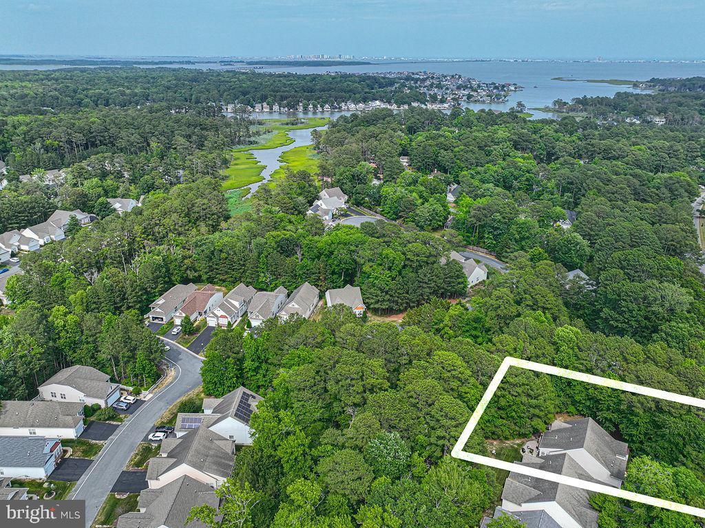 Image 70 of property listing at 1179 OCEAN PKWY, Ocean Pines, MD 21811