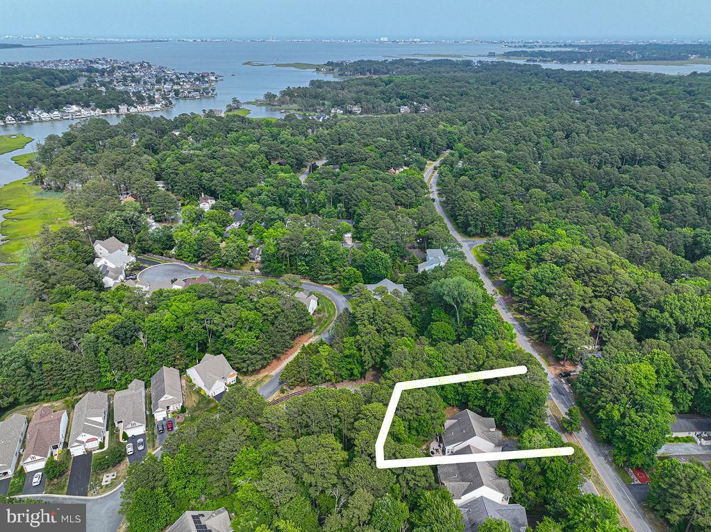 Image 72 of property listing at 1179 OCEAN PKWY, Ocean Pines, MD 21811