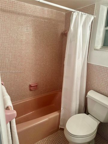 1855 Plunkett St 209, Hollywood, FL 33020