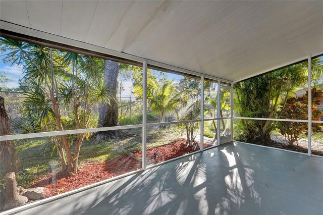 856 NW 47th St 856, Deerfield Beach, FL 33064