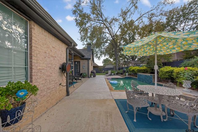 5829 Brynmar Court, Tyler, TX 75703